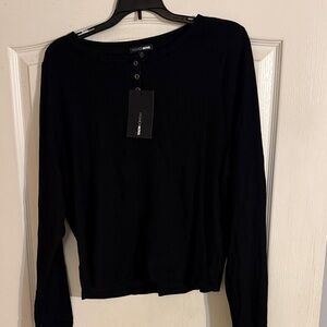 Fashion Nova Classic Black Long Sleeve Tee